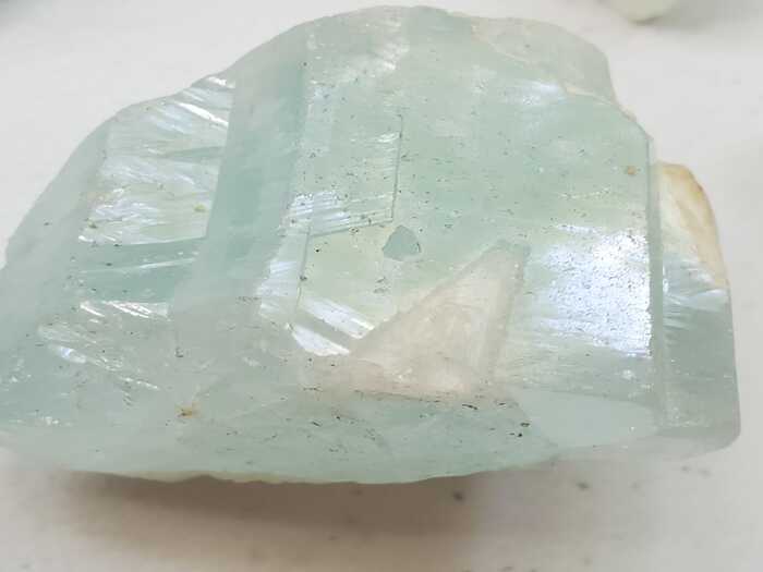 Aquamarine4-min Raw Aquamarine Crystal