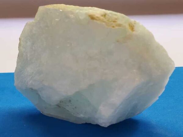 raw aquamarine rock