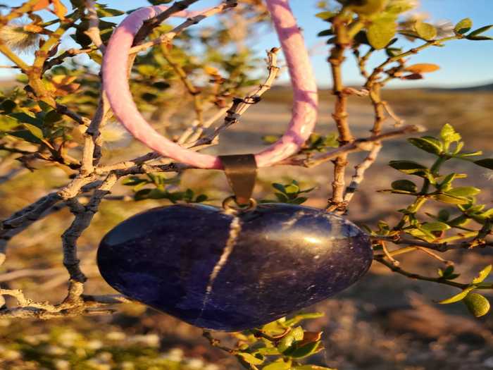 img2-min Lapis Lazuli Heart Pendant