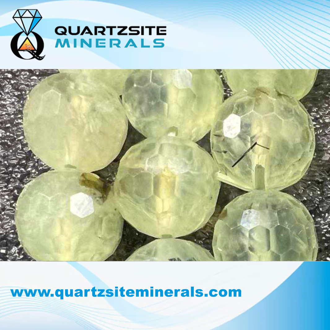 Prehnite vs green tourmaline quartz bracelets Prehnite vs green tourmaline quartz bracelets