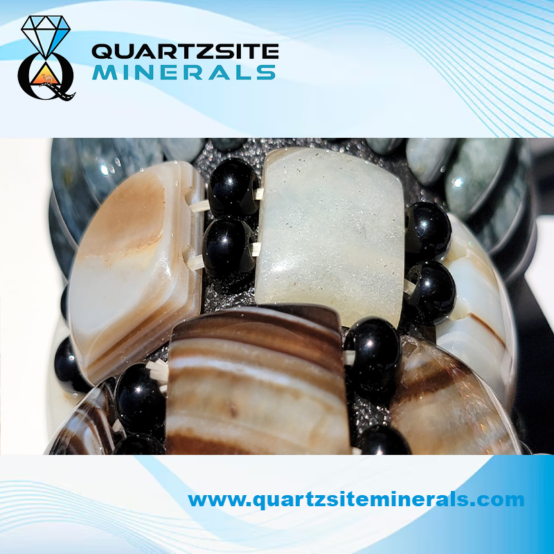 Volcanic agates 1